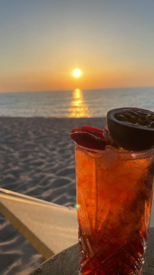 Zaffiro Casa Vacanze Al Mare 瓦雷多利亚 外观 照片